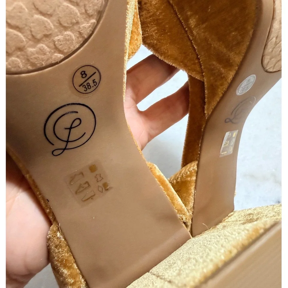 Chinese Laundry luxe golden